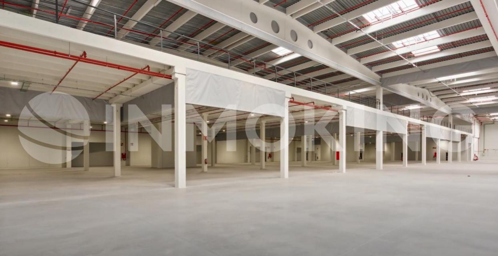 Foto de la propiedad Plataforma logística en alquiler Getafe